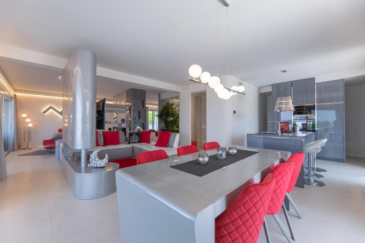 Magic Luxury Apartments Бардоліно Екстер'єр фото