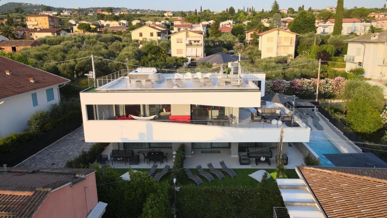 Magic Luxury Apartments Бардоліно Екстер'єр фото