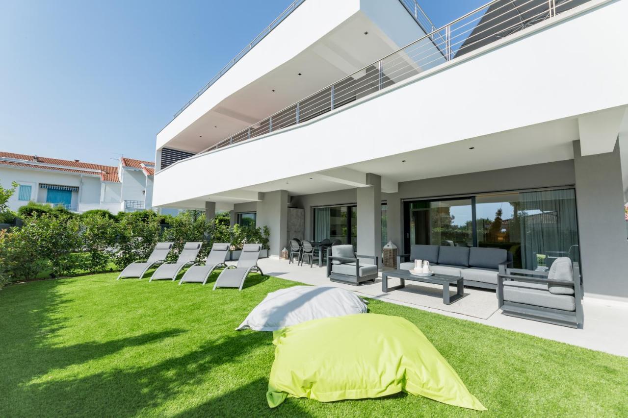 Magic Luxury Apartments Бардоліно Екстер'єр фото